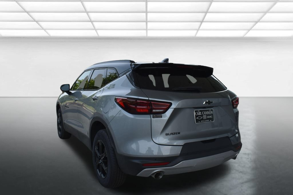 New 2026 Chevrolet Blazer LT w/ Convenience Package FWD image 8