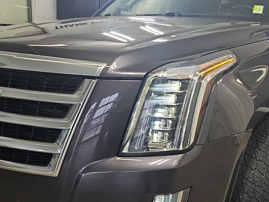 Certified 2015 Cadillac Escalade Premium AWD/4WD image 39