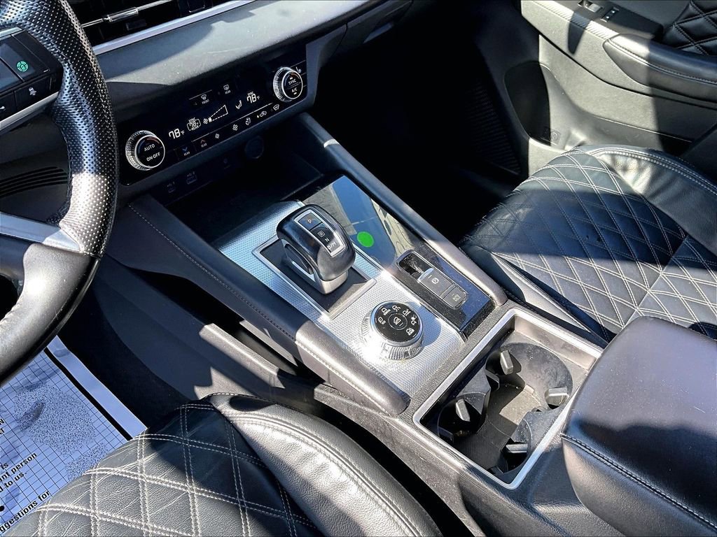 Used 2022 Mitsubishi Outlander SEL AWD/4WD image 12