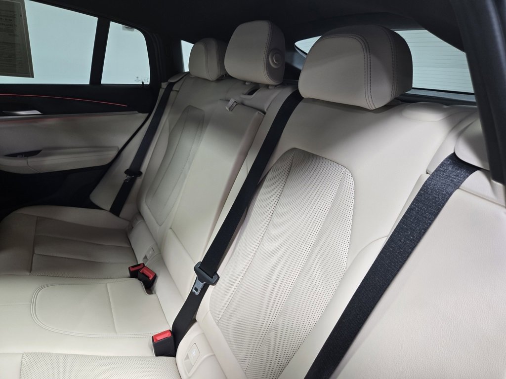 Used 2023 BMW X4 xDrive30i w/ M Sport Package image 32