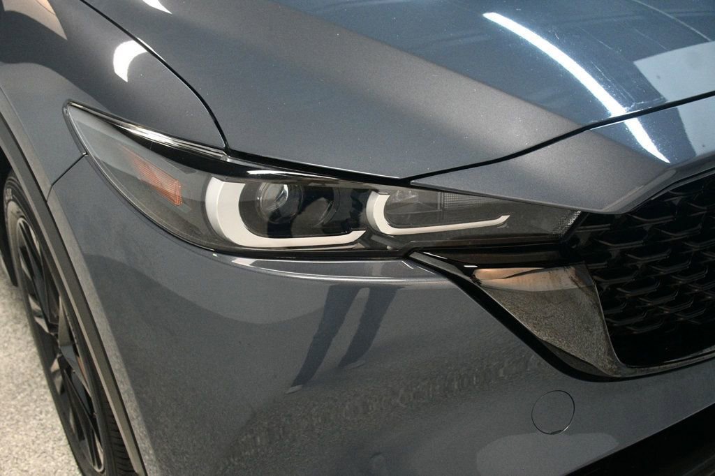 Used 2022 MAZDA CX-5 Carbon Edition image 11