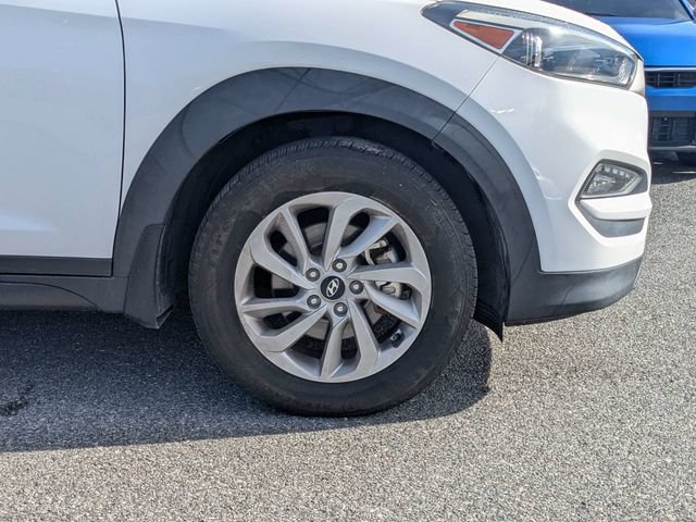 Used 2016 Hyundai Tucson SE w/ Option Group 02 FWD image 11