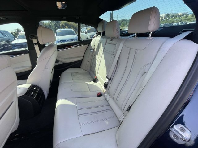 Used 2019 BMW 530i xDrive w/ Convenience Package AWD/4WD image 13