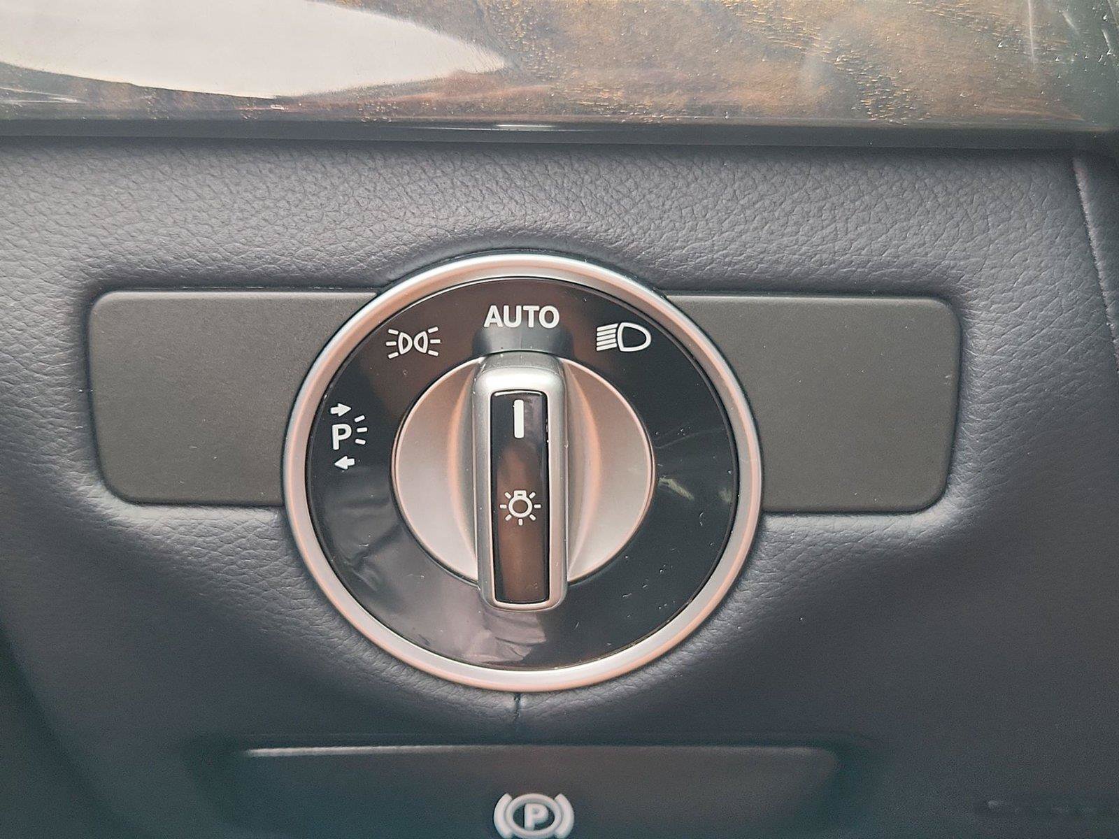 Used 2015 Mercedes-Benz CLS 400 image 18