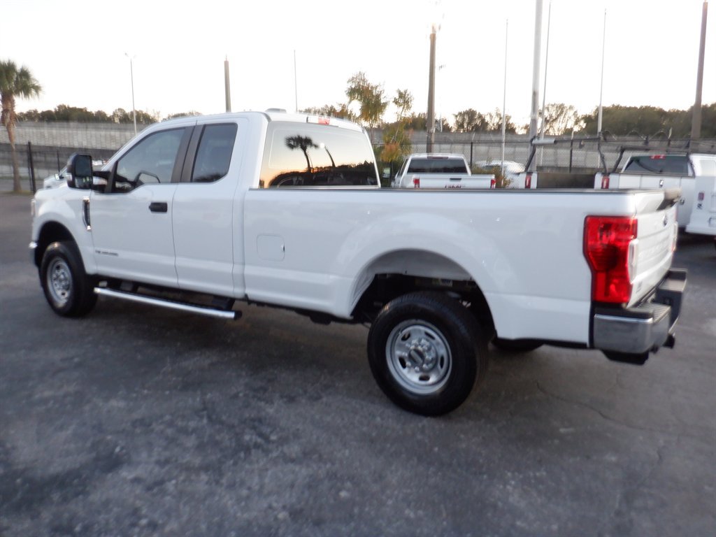 Used 2020 Ford F250 XL w/ Power Equipment Group image 3