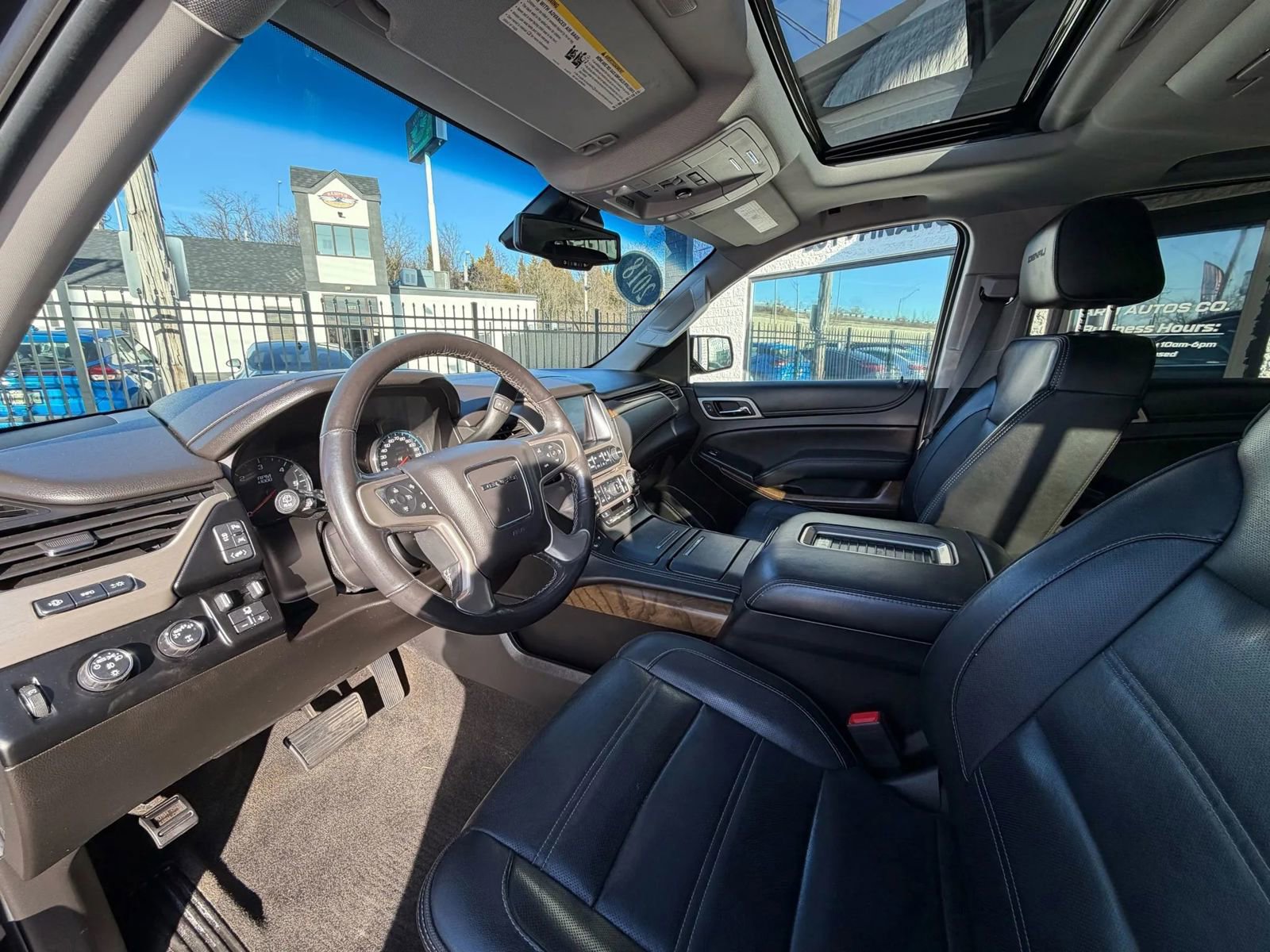 Used 2018 GMC Yukon XL Denali w/ Open Road Package image 35
