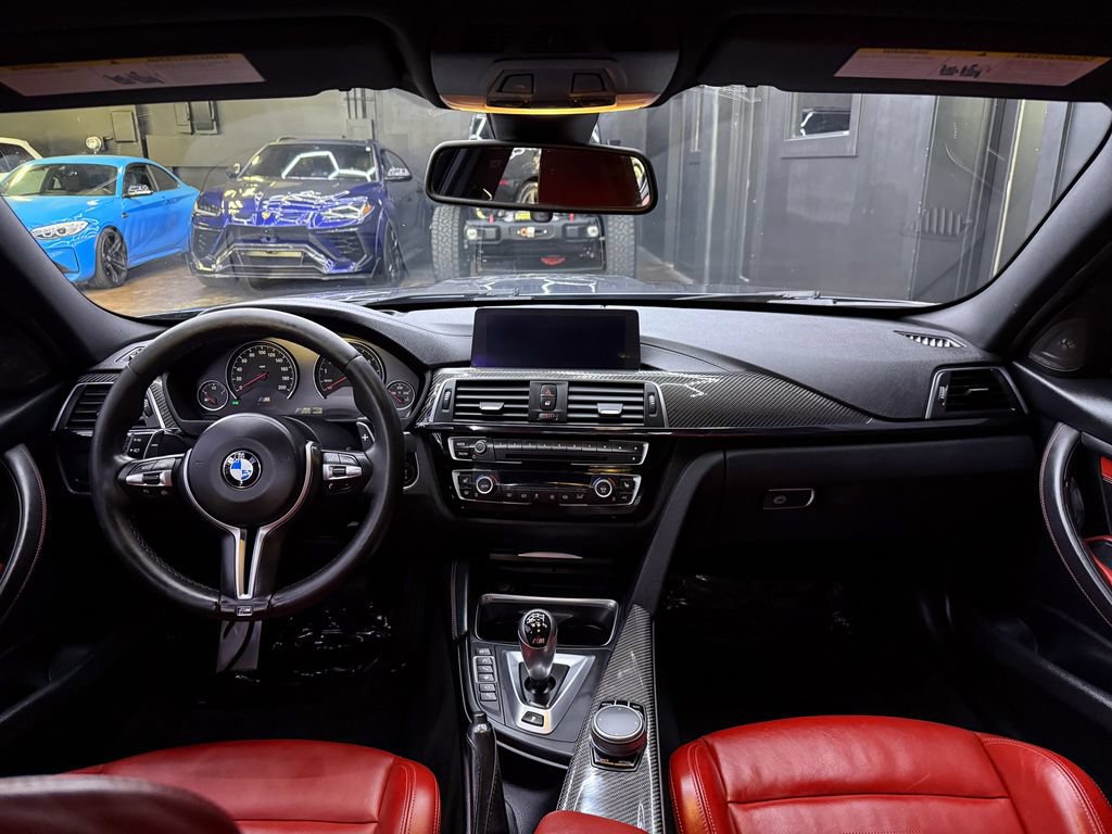 Used 2018 BMW M3 RWD image 20