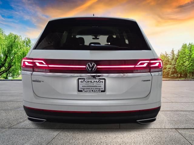 Used 2025 Volkswagen Atlas SE image 5