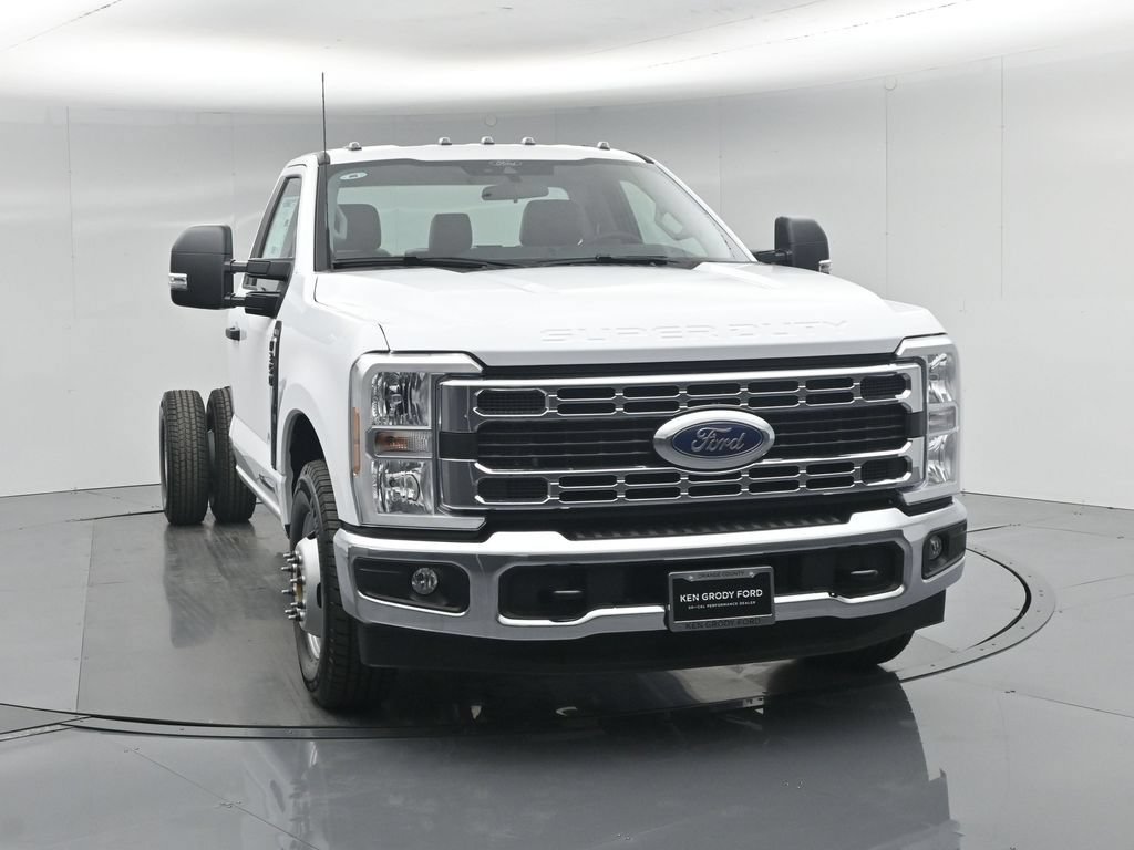 New 2026 Ford F350 XL w/ XL Chrome Package RWD image 48
