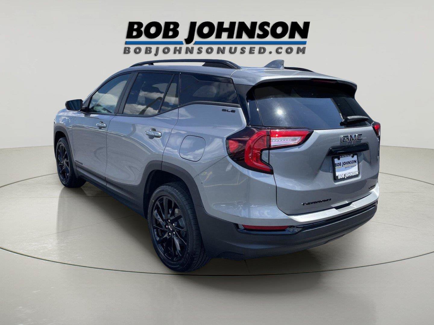 Used 2023 GMC Terrain SLE w/ Driver Convenience Package AWD/4WD image 5