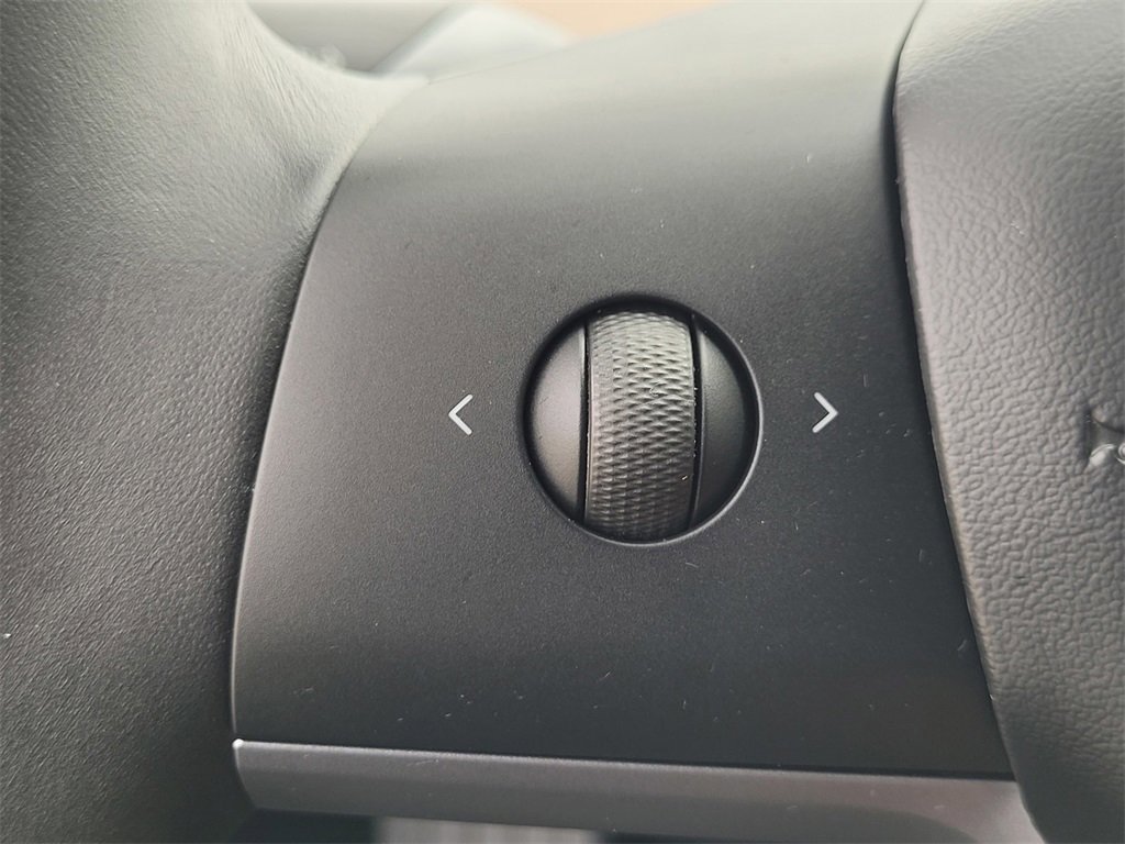 Used 2018 Tesla Model 3 Long Range image 23