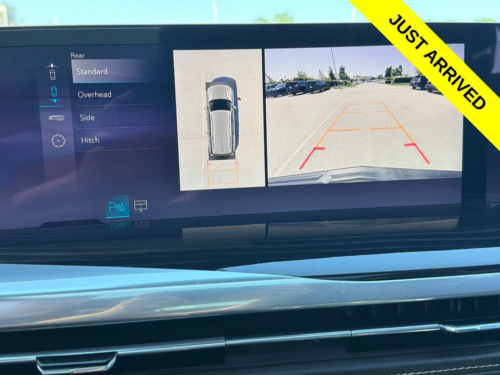 Used 2025 Cadillac Escalade Sport w/ LPO, ONYX Package AWD/4WD image 18
