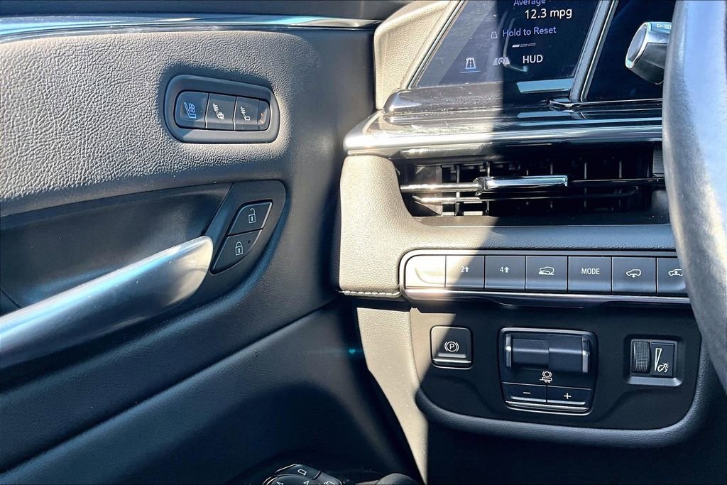 Certified 2024 Cadillac Escalade Sport w/ Touring Package AWD/4WD image 24