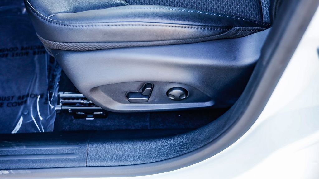 New 2026 Jeep Compass Latitude image 22