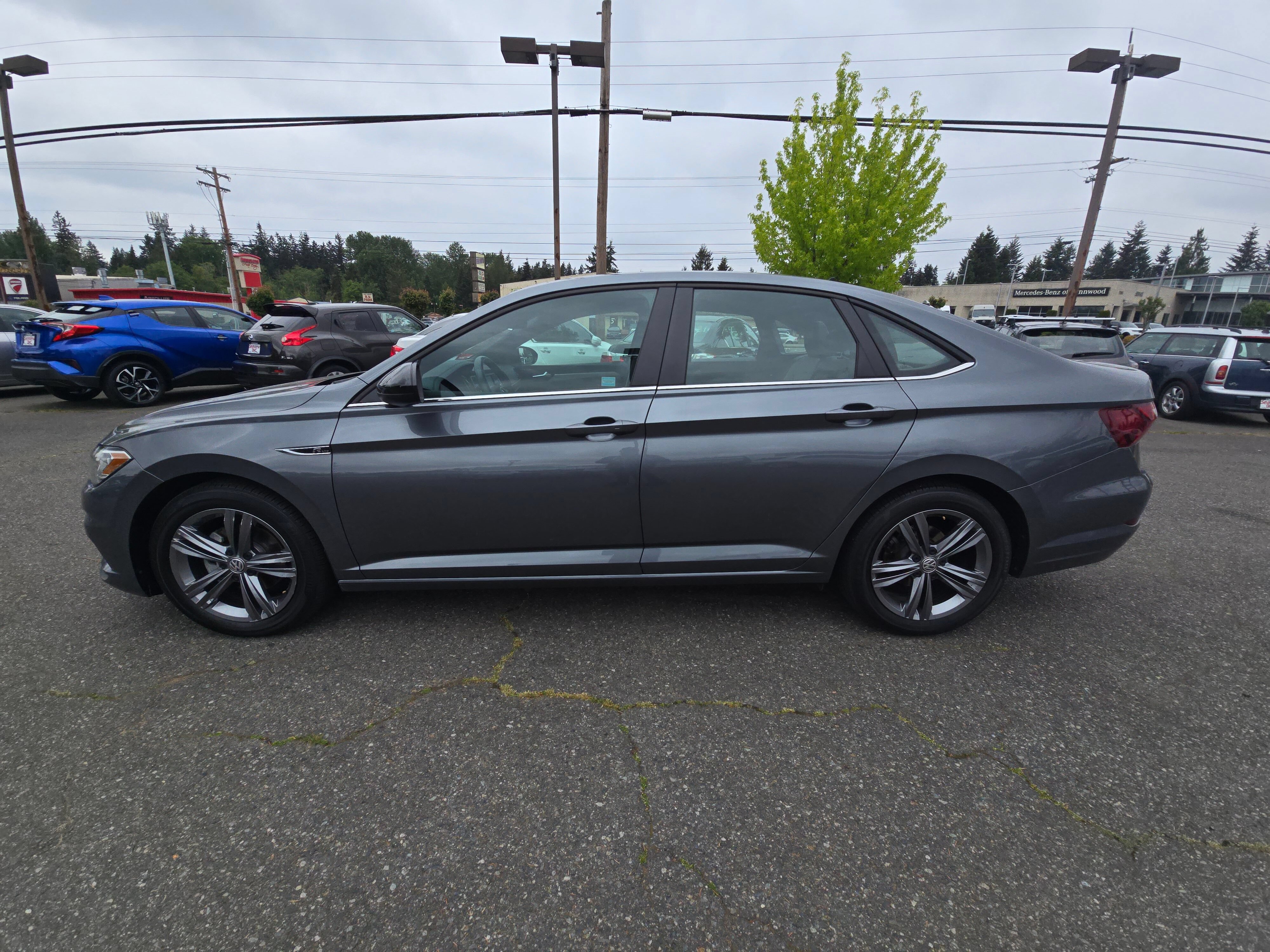 Used 2021 Volkswagen Jetta R-Line FWD image 6