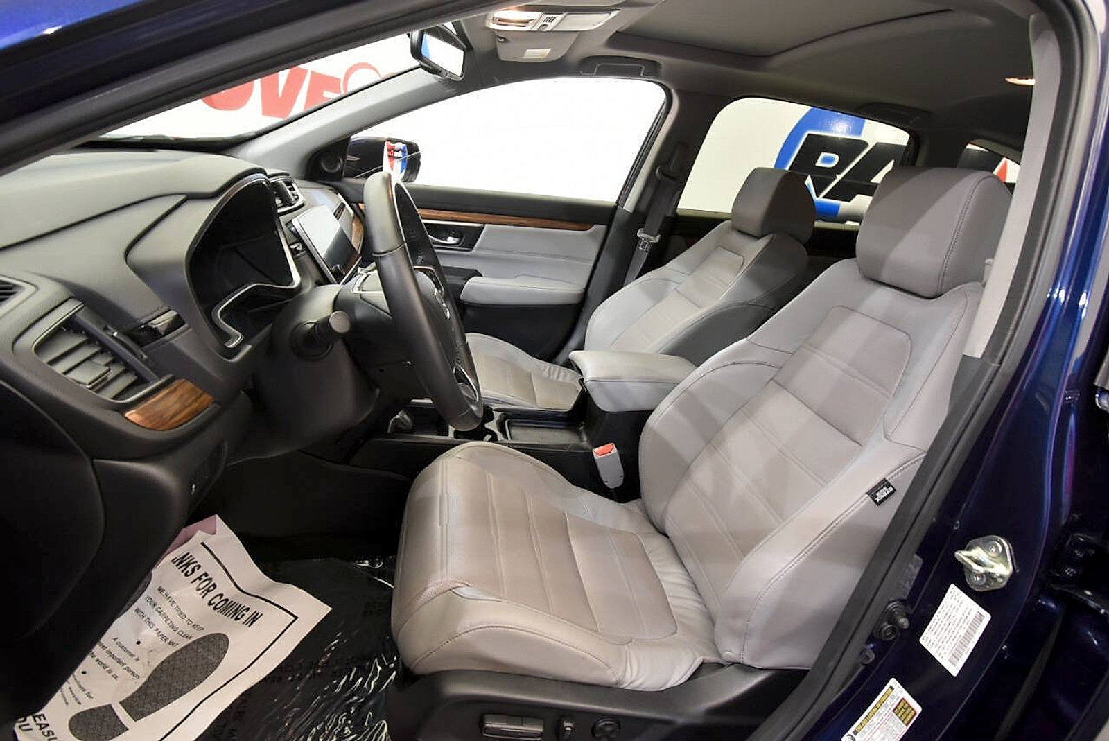 Used 2019 Honda CR-V Touring image 12