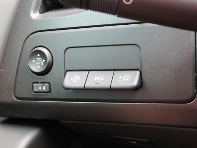 Used 2016 Chevrolet Corvette Z06 w/ Battery Protection Package image 28