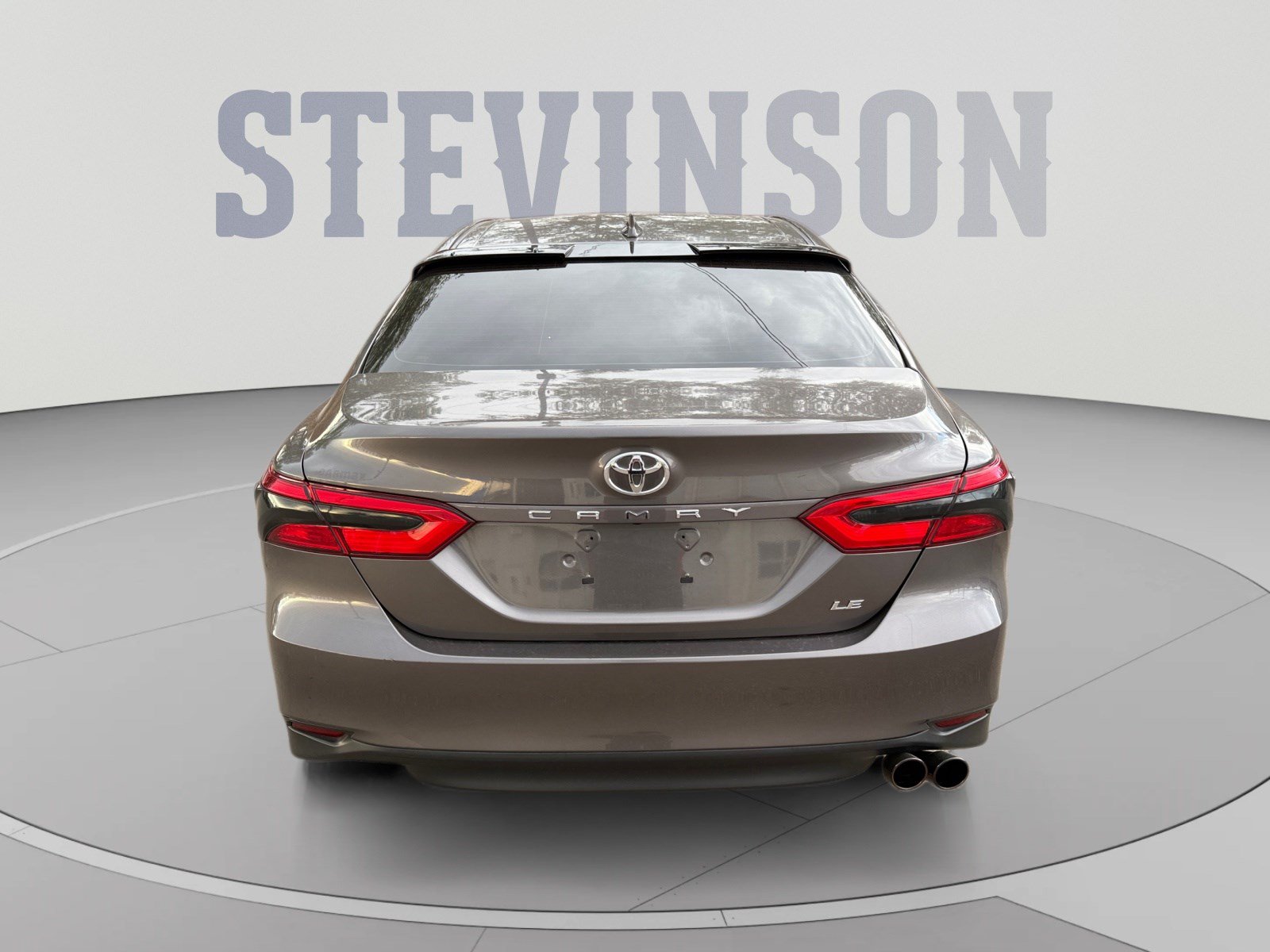 Used 2020 Toyota Camry LE w/ Carpet Mat Package FWD image 4