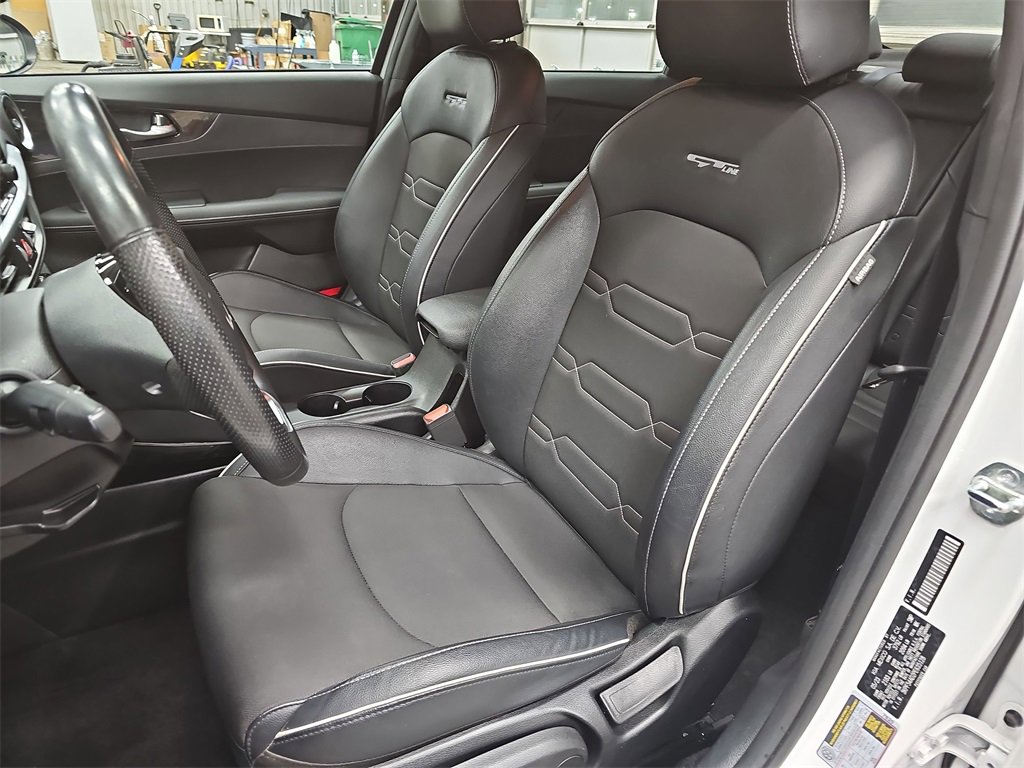Used 2023 Kia Forte GT-Line image 14