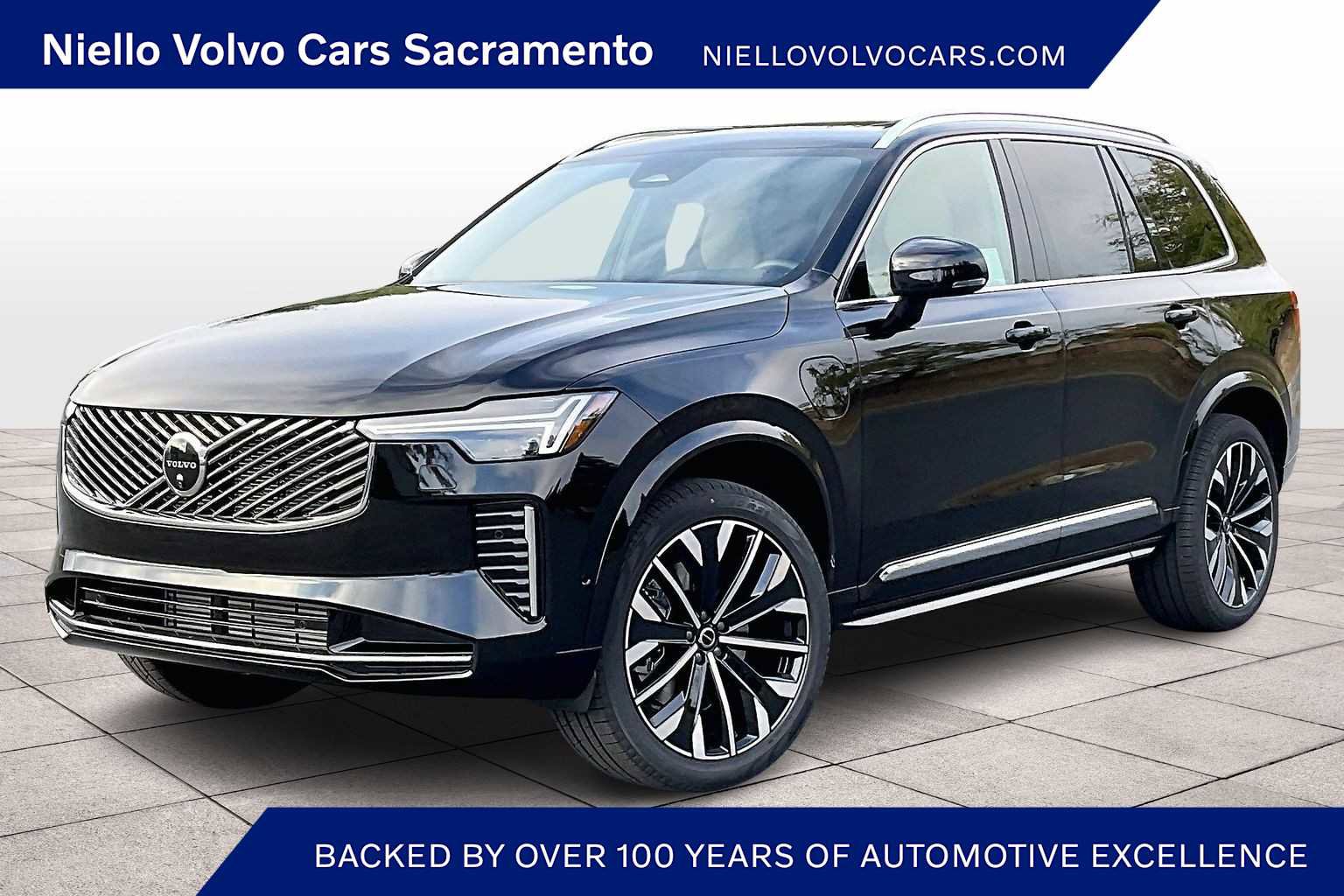 New 2026 Volvo XC90 T8 Plus