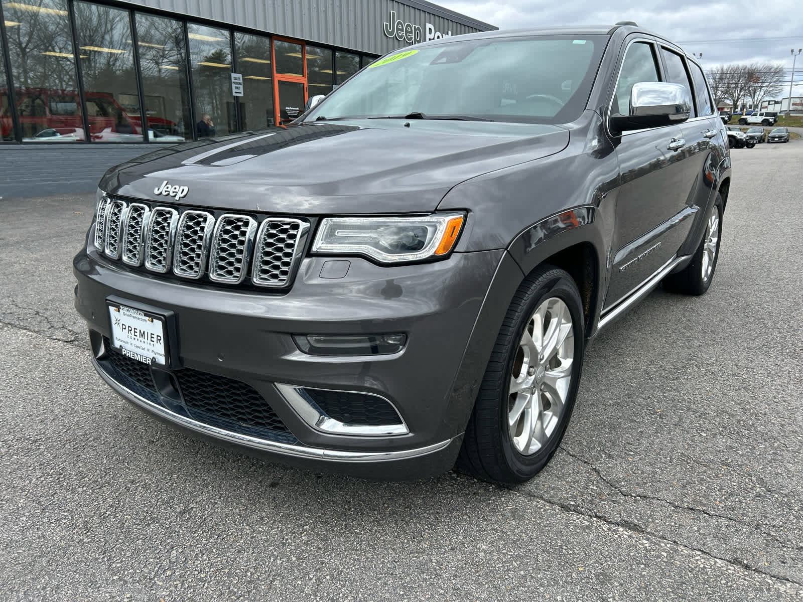 Used 2019 Jeep Grand Cherokee Summit image 10