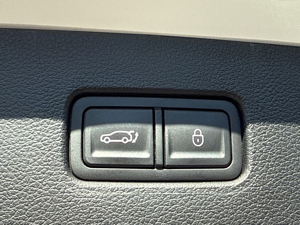 Used 2024 Genesis GV80 2.5T image 19