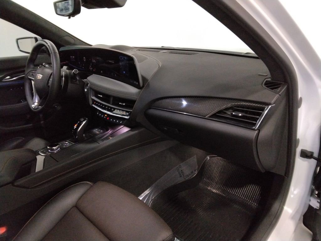 Used 2025 Cadillac CT5 V image 51