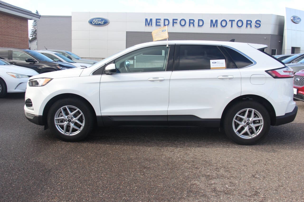 Certified 2023 Ford Edge SEL image 3