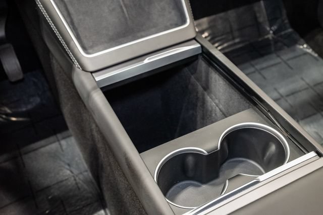 Used 2026 Tesla Model Y AWD image 19