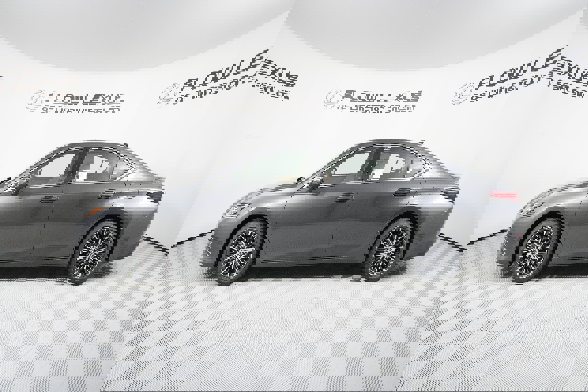 New 2025 Lexus ES 350 w/ Premium Package image 4