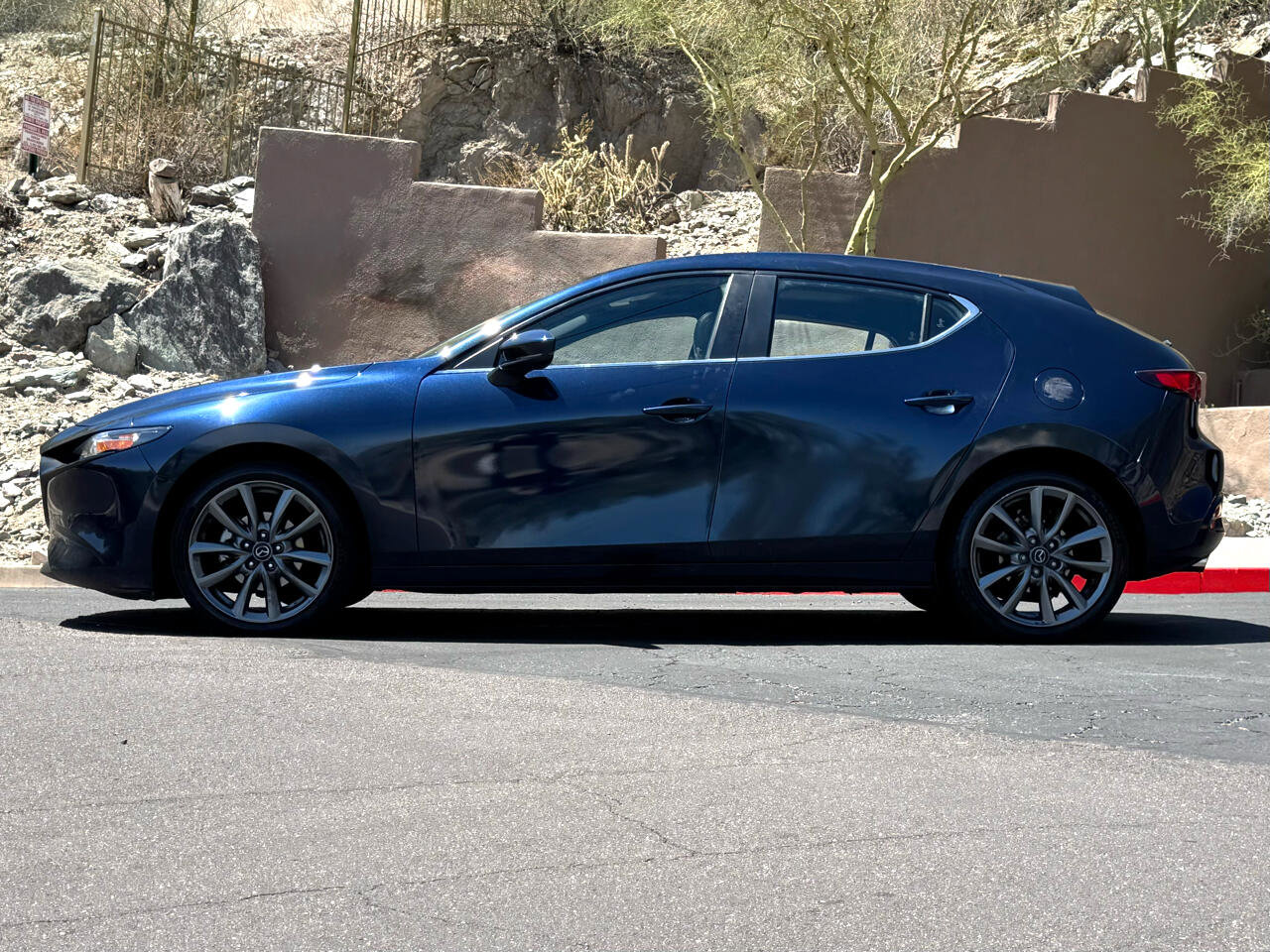 Used 2023 MAZDA MAZDA3 s image 6