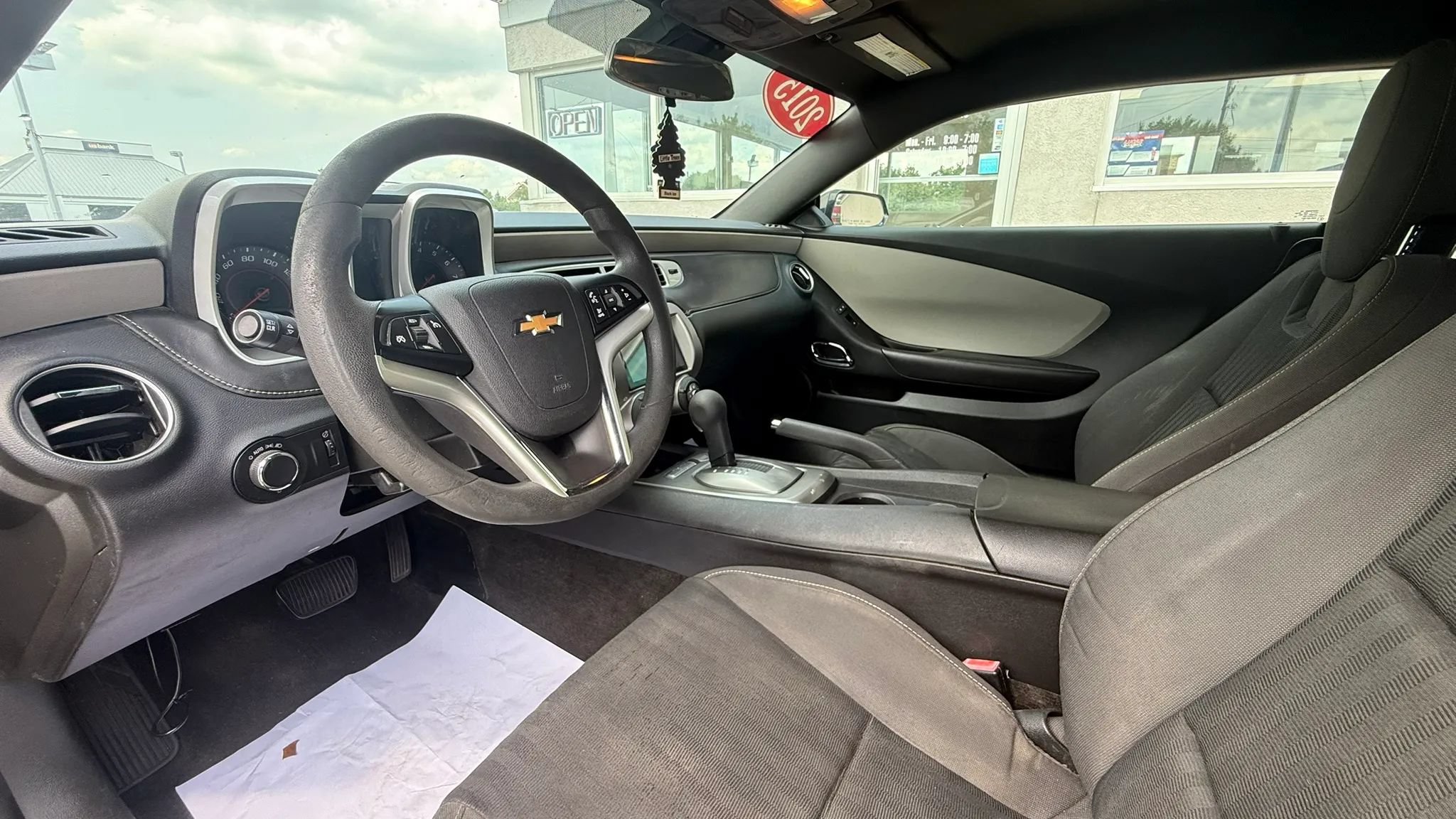 Used 2015 Chevrolet Camaro LS RWD image 10