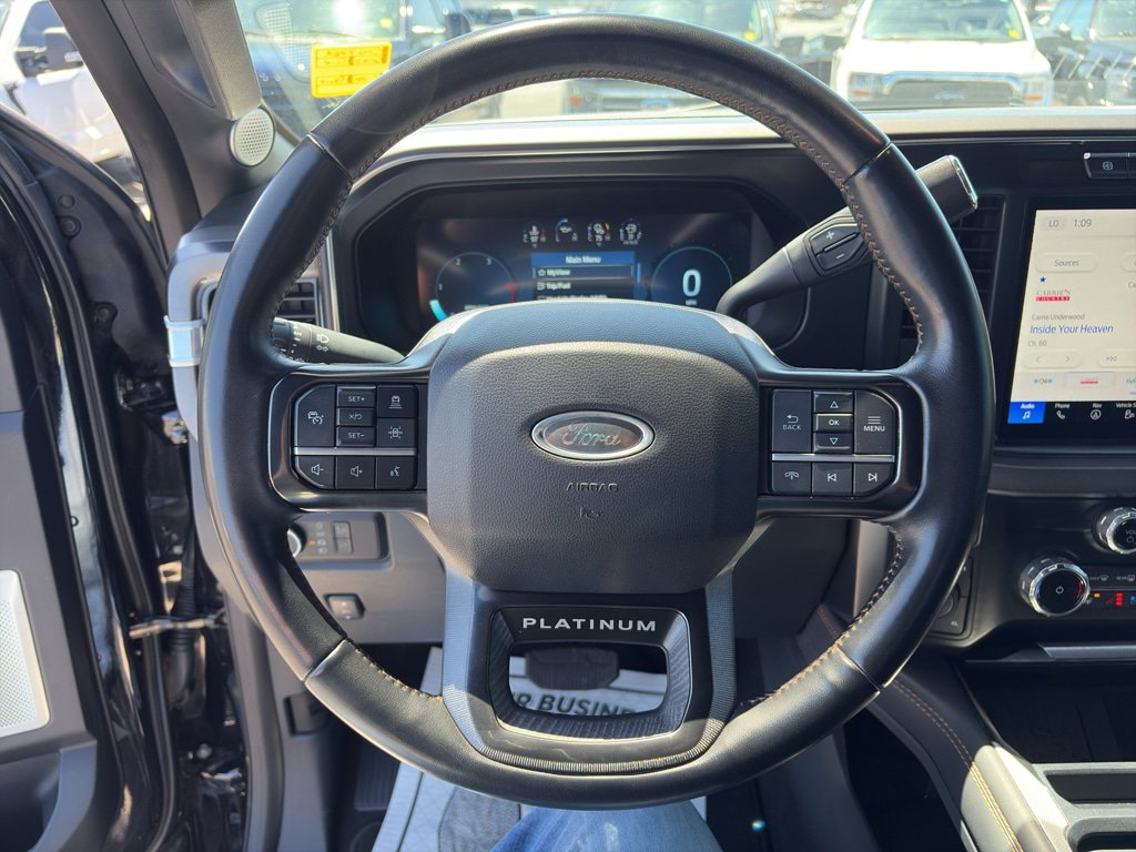 Used 2023 Ford F450 Platinum w/ FX4 Off-Road Package AWD/4WD image 14
