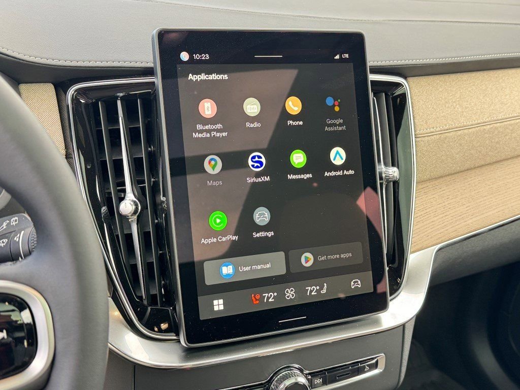 New 2026 Volvo XC90 B6 Plus w/ Protection Package Premier image 23