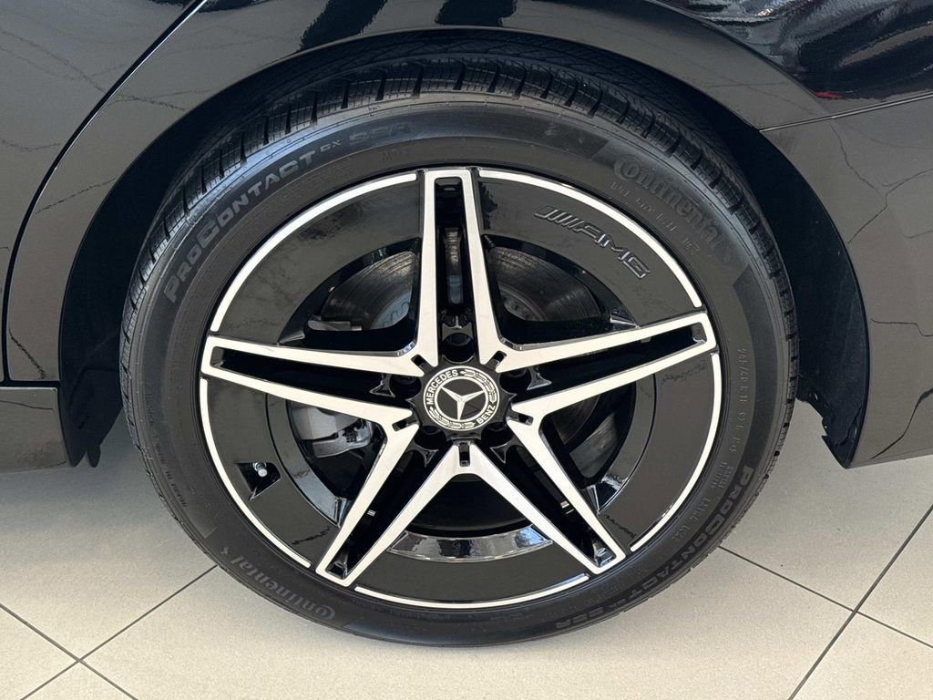 Used 2024 Mercedes-Benz C 300 Sedan image 4