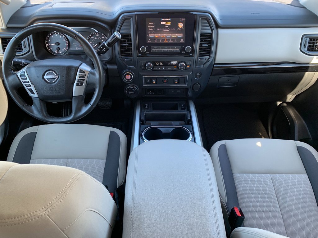 Used 2024 Nissan Titan SV w/ SV Convenience Package image 15