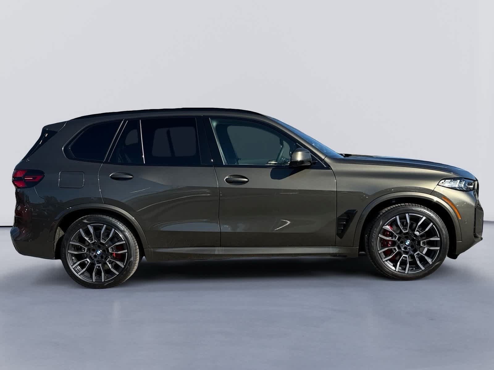 New 2026 BMW X5 xDrive50e w/ Executive Package AWD/4WD image 2
