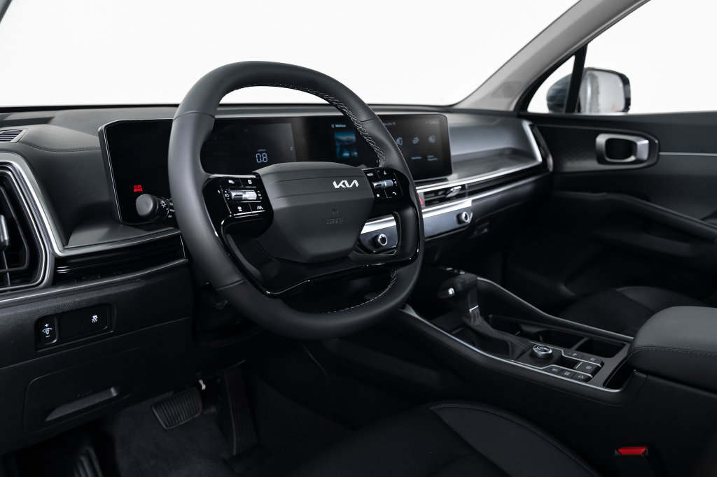 New 2026 Kia Sorento S w/ S Panoramic Sunroof Package FWD image 25