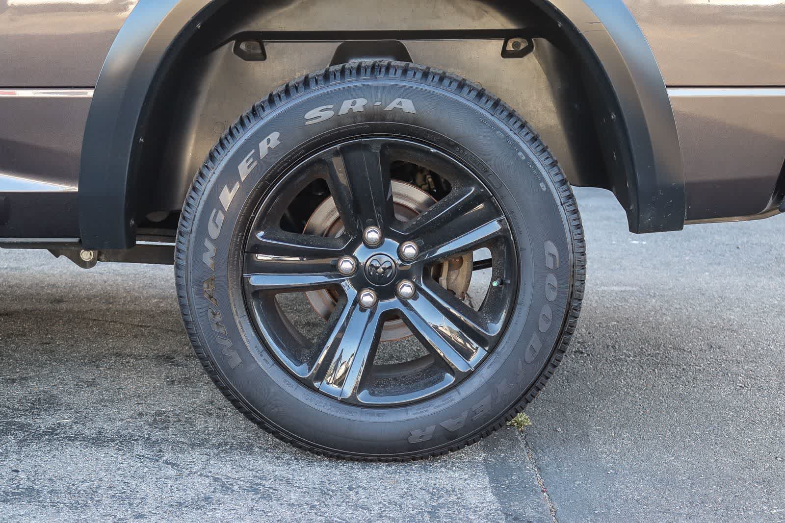 Used 2023 RAM 1500 Warlock AWD/4WD image 10