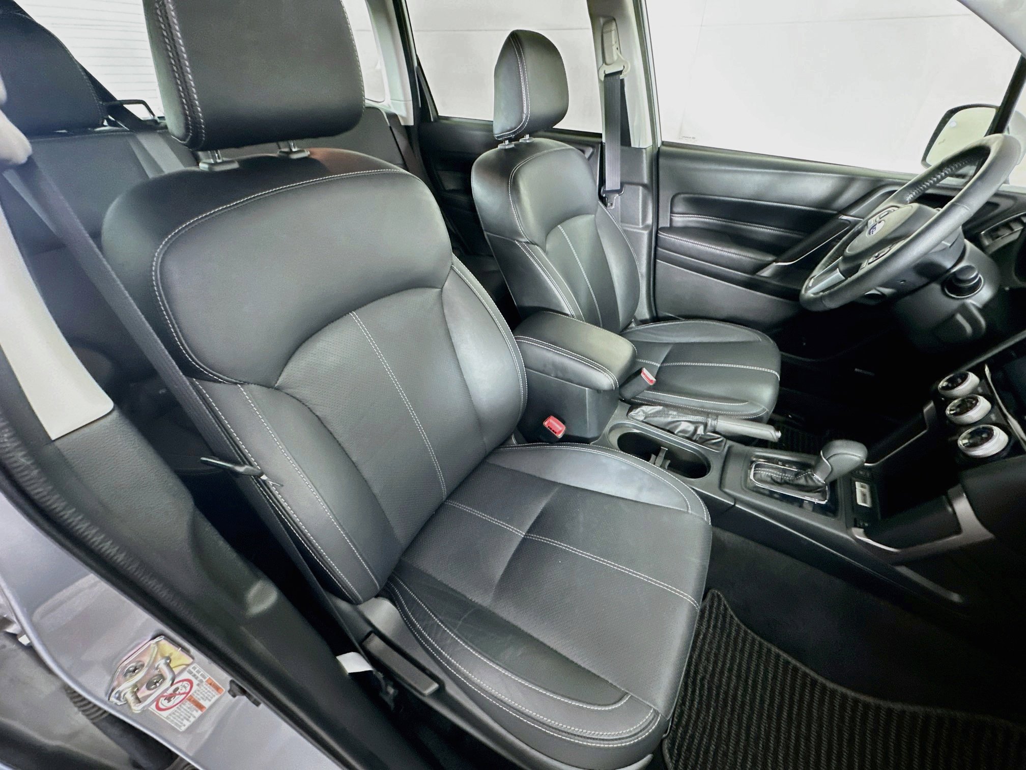 Used 2018 Subaru Forester 2.5i Touring w/ Popular Package #2 AWD/4WD image 32