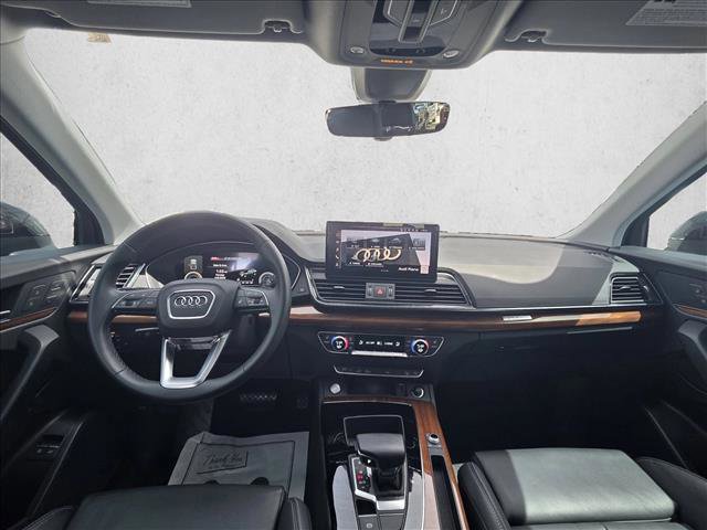 Certified 2023 Audi Q5 e Premium w/ Convenience Package image 18