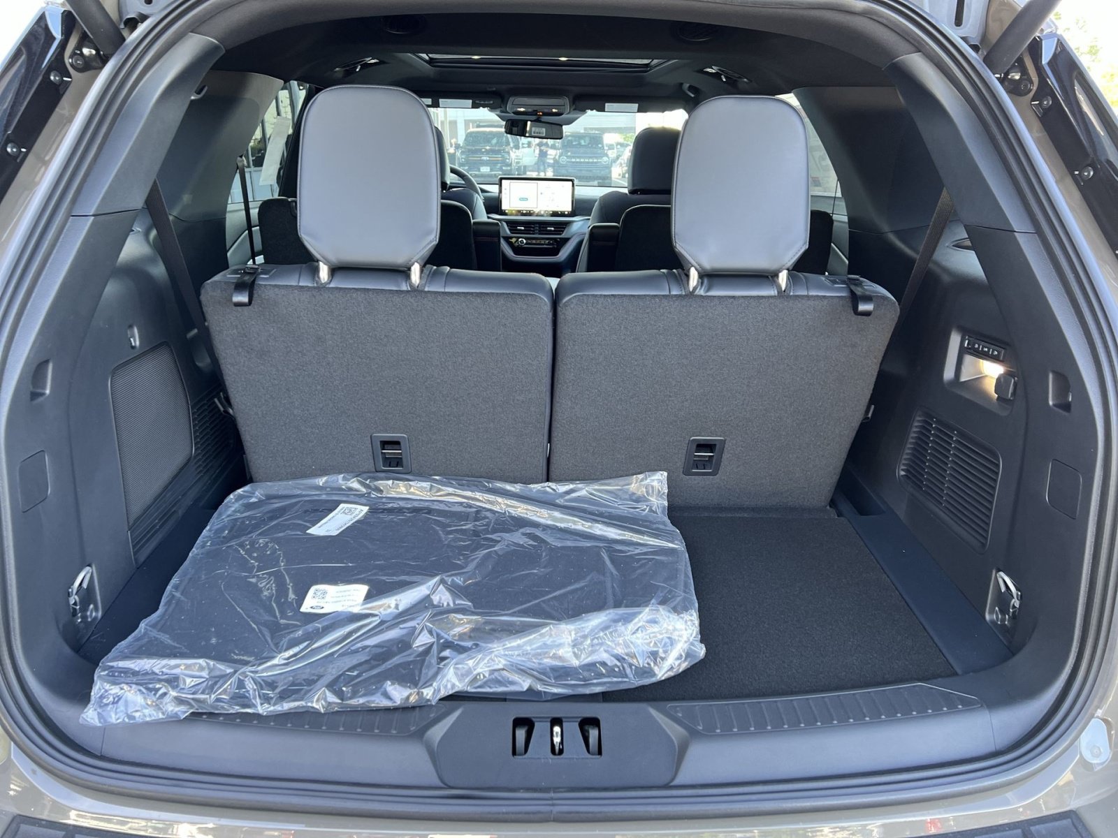 New 2026 Ford Explorer ST w/ Sun And Sound Package AWD/4WD image 27