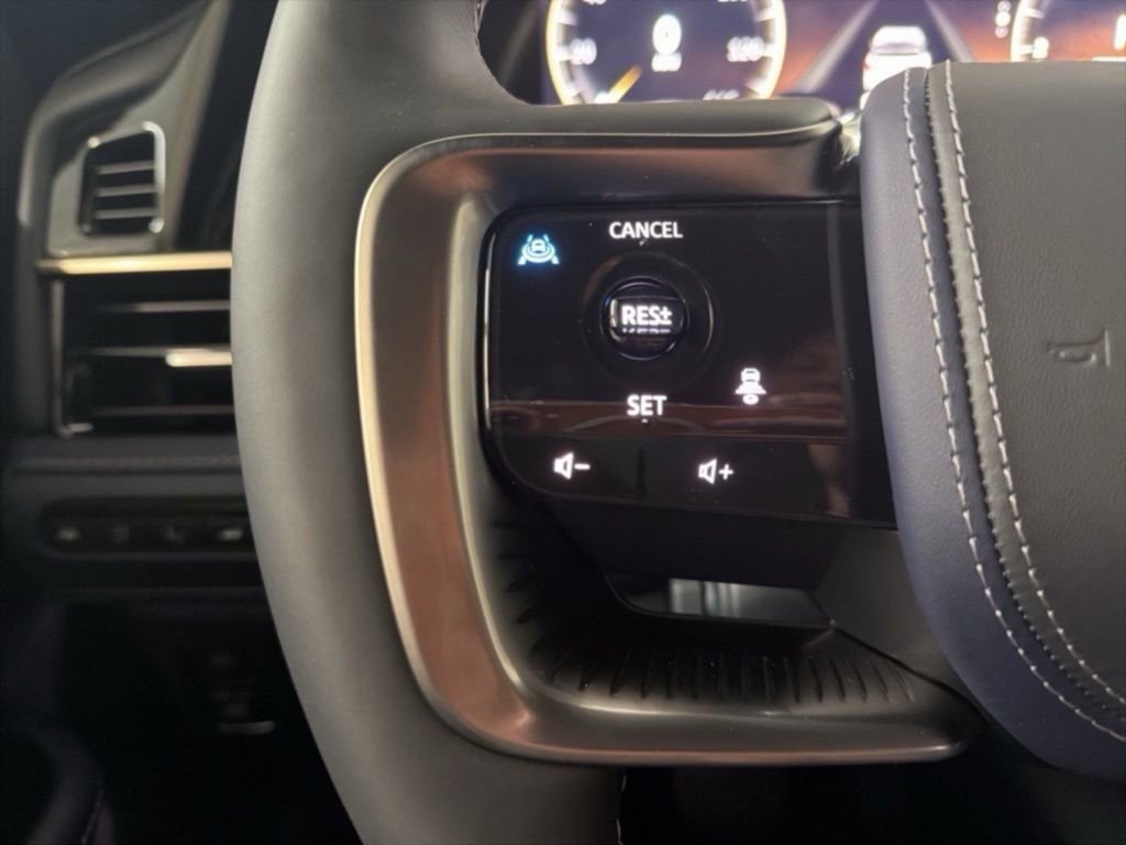 Certified 2026 INFINITI QX80 4WD w/ Sport Exterior Package image 17