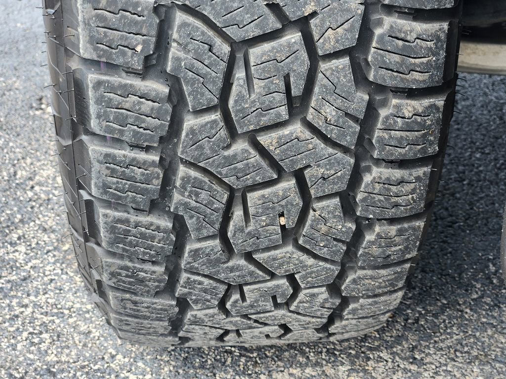 Used 2024 Nissan Pathfinder Rock Creek AWD/4WD image 11