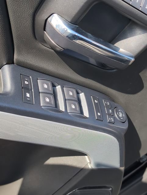 Used 2018 Chevrolet Silverado 1500 LTZ Z71 w/ LTZ Plus Package image 16