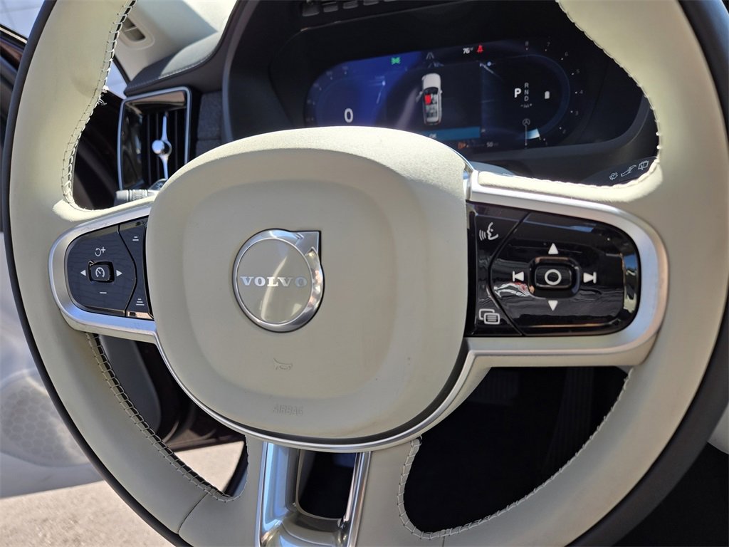 New 2025 Volvo XC90 B6 Ultra w/ Protection Package Premier image 24