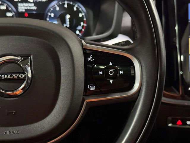 Used 2020 Volvo V60 T5 Momentum FWD image 18