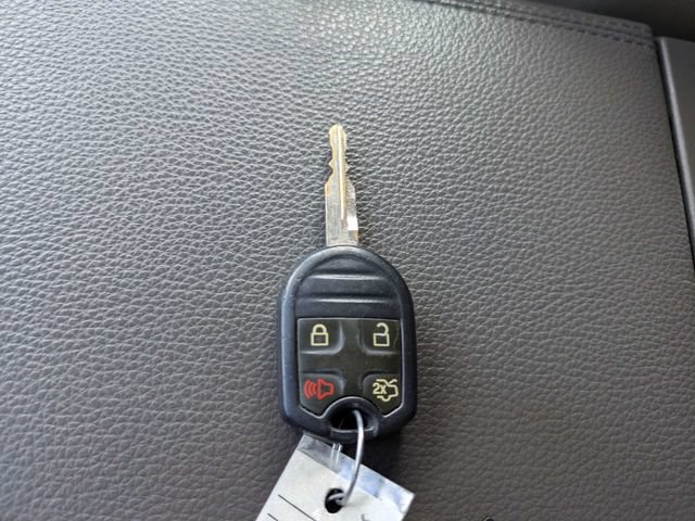 Used 2014 Ford Expedition EL XLT w/ Equipment Group 202A AWD/4WD image 31