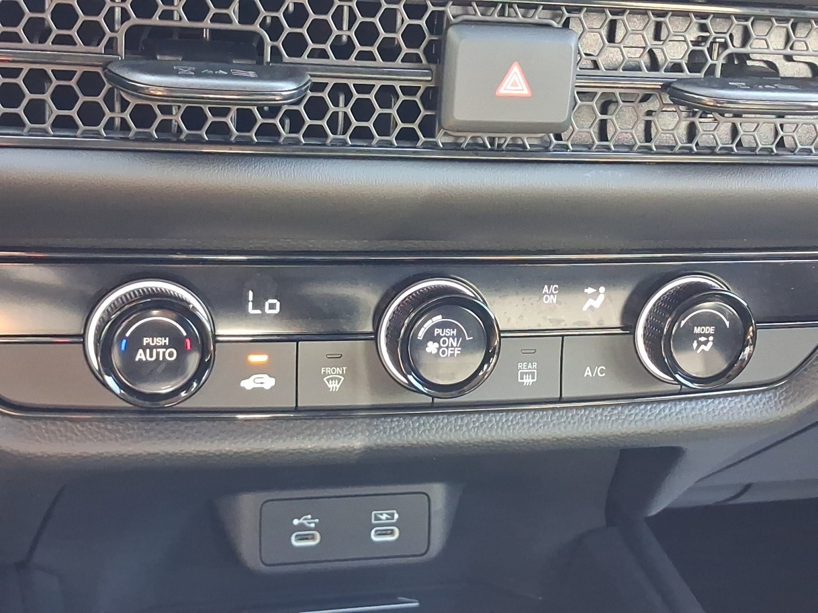 Used 2027 Honda HR-V LX image 11