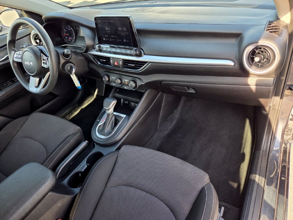 Used 2023 Kia Forte LXS FWD image 16